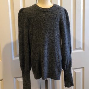 Nearly New! H&M Sweater 💕🌼